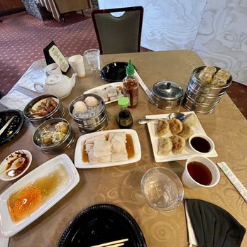 East Harbor - Shrimp Har Gow, siu mai, chicken feet, pot stickers - Dim Sum Near Me - Aloha, Oregon East Harbor - Shrimp Har Gow, siu mai, chicken feet, pot stickers - Dim Sum Near Me - Aloha, Oregon