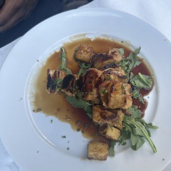 Martin's Tavern - Hawaiian Chicken skewers - Breakfast & Brunch Near Me - Washington, DC, District of Columbia Martin's Tavern - Hawaiian Chicken skewers - Breakfast & Brunch Near Me - Washington, DC, District of Columbia