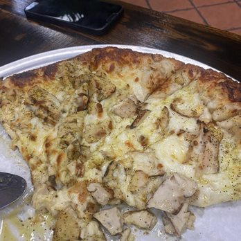 Anna's Pizza - Garlic Parmesan chicken pizza - Pizza Near Me - West Covina, California Anna's Pizza - Garlic Parmesan chicken pizza - Pizza Near Me - West Covina, California