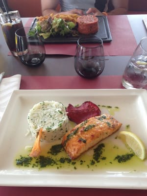 Courtyard by Marriott Montpellier by null