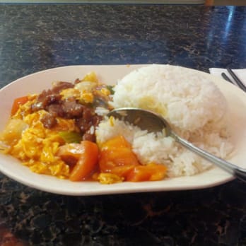 Chi Cafe - Tomato and beef on rice - Hong Kong Style Cafe Near Me - Chicago, Illinois Chi Cafe - Tomato and beef on rice - Hong Kong Style Cafe Near Me - Chicago, Illinois