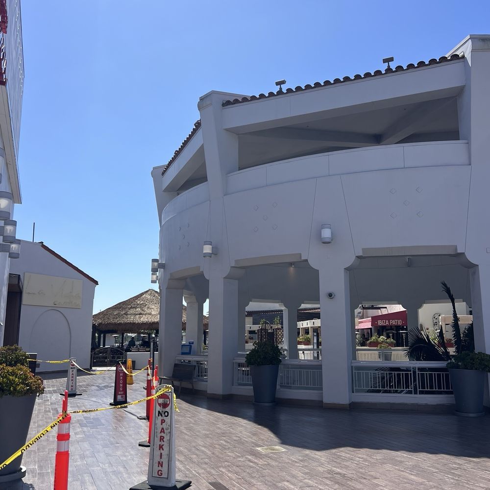 Triangle Square - Shopping Centers Near Me - Costa Mesa, California Triangle Square - Shopping Centers Near Me - Costa Mesa, California