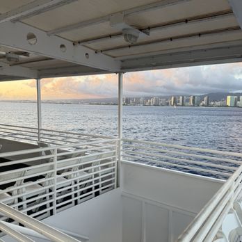 Majestic by Atlantis Cruises - Boat Tours Near Me - Honolulu, Hawaii Majestic by Atlantis Cruises - Boat Tours Near Me - Honolulu, Hawaii