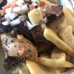 1/2 chicken with fries 1/2 chicken with fries