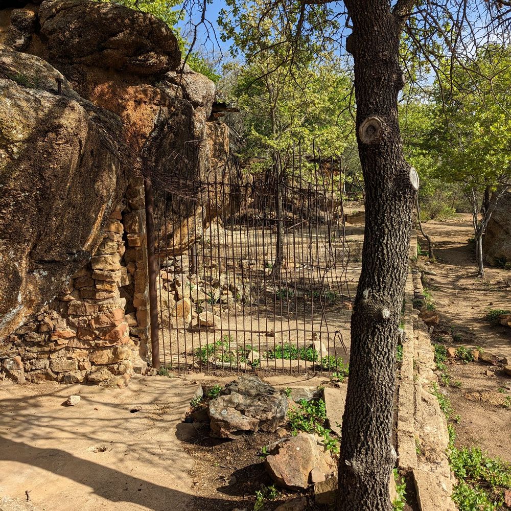 Old Zoo Nature Trails - Hiking Near Me - TX, Texas Old Zoo Nature Trails - Hiking Near Me - TX, Texas