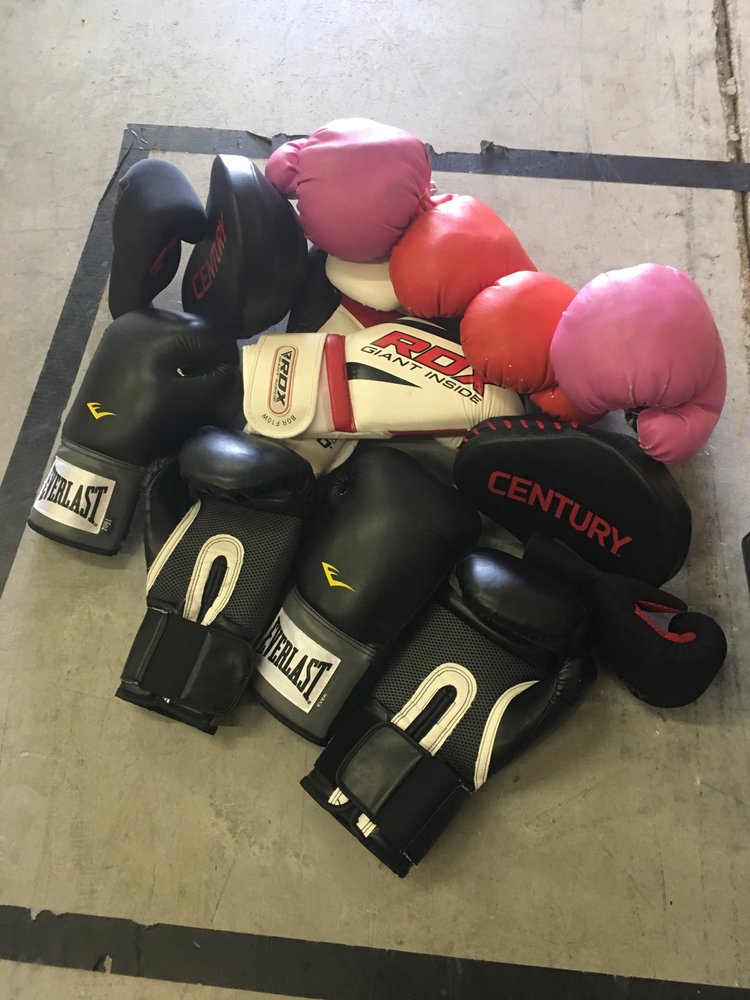 HEAVY HITTERS BOXING GYM 10 Photos 809 Idlewild Blvd Ste B, Columbia, SC Yelp