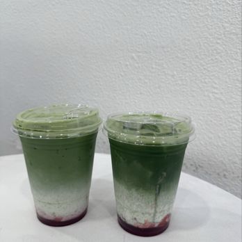 Aroma - strawberry matcha latte - Desserts Near Me - San Jose, California Aroma - strawberry matcha latte - Desserts Near Me - San Jose, California