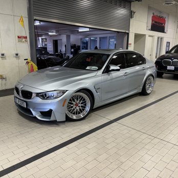 Valencia BMW - They tried to stage the car in a way I would not notice the damages! - Car Dealers Near Me - Valencia, California Valencia BMW - They tried to stage the car in a way I would not notice the damages! - Car Dealers Near Me - Valencia, California