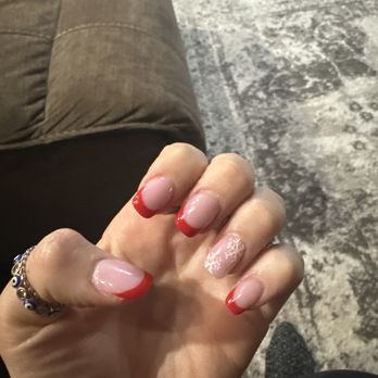 Bloomfield Nails Spa - I literally lovee my nails so much  They are so nice and it was a good price will be going back to see john - Nail Salons Near Me - Shelby  Township, Michigan
