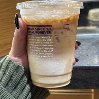 The Coffee Bean & Tea Leaf - Iced regular latte - Coffee & Tea Near Me - Las Vegas, Nevada The Coffee Bean & Tea Leaf - Iced regular latte - Coffee & Tea Near Me - Las Vegas, Nevada