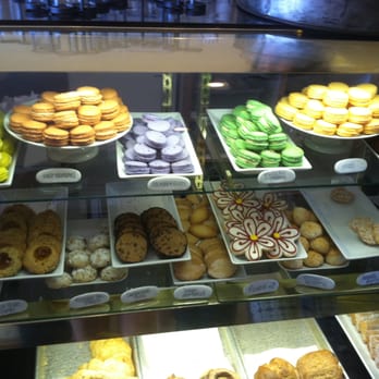 Masse's Pastries - look at all those yummy pastries! - Bakeries Near Me - Berkeley, California