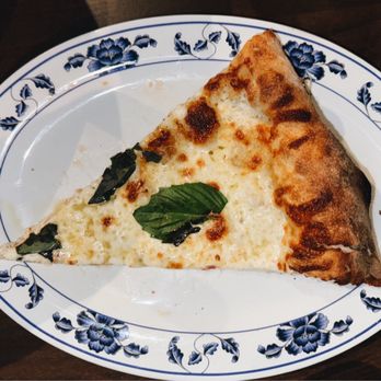 Deluca's Pizza - Pizza Near Me - Little Rock, Arkansas