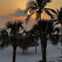 Pink Shell Beach Resort & Marina - Relaxing in paradise