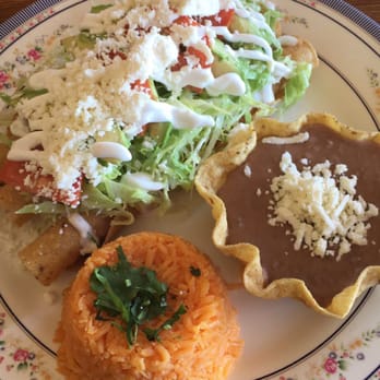 El Huarache - Flauta dinner - Mexican Near Me - Holland, Michigan