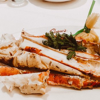 Shaw's Crab House - King crab - Seafood Near Me - Chicago, Illinois Shaw's Crab House - King crab - Seafood Near Me - Chicago, Illinois