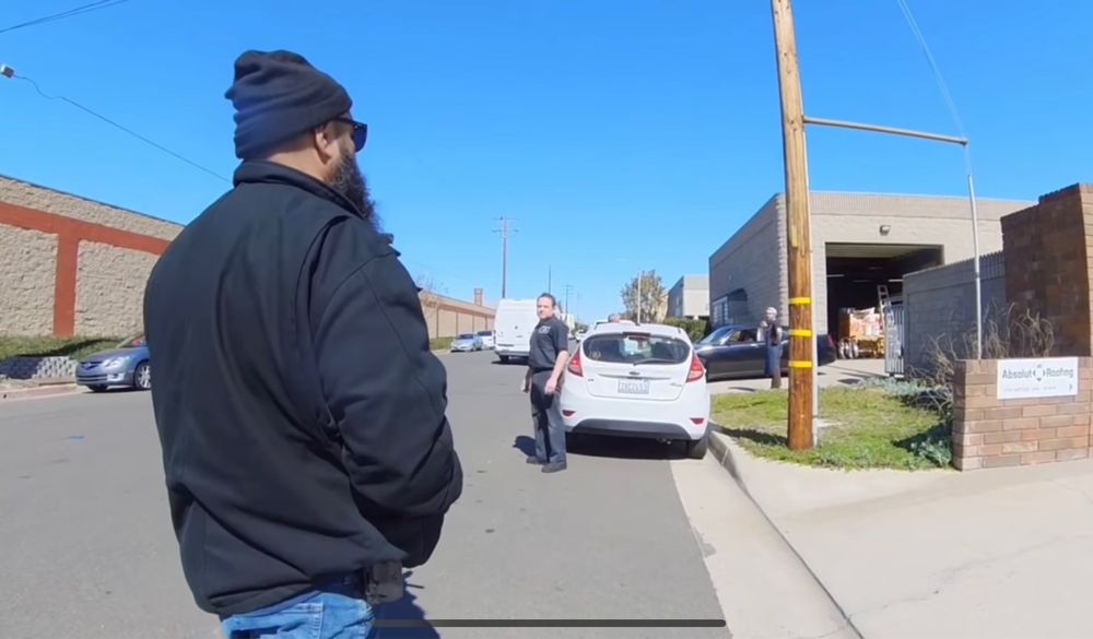 Slide of Absolut Roofing