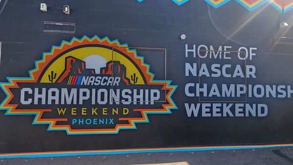 Phoenix Raceway by null