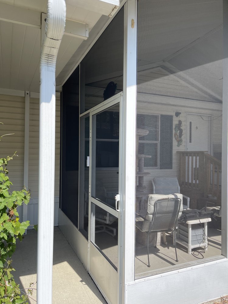 Slide of Joe’s Aluminum, Screen & Vinyl Repair