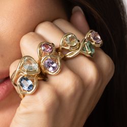 Marrow Fine - Explore our one-of-a-kind designs, featuring hand-sourced gemstones from all over the world.