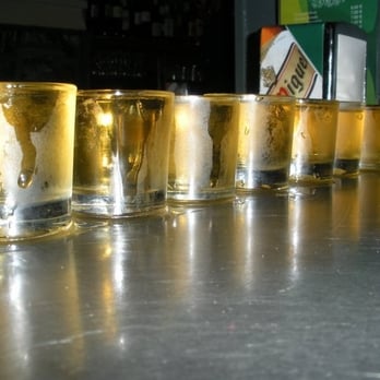El Rincón de Manolo - Chupitos!!!! - Pubs Near Me - Badajoz, BA El Rincón de Manolo - Chupitos!!!! - Pubs Near Me - Badajoz, BA