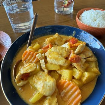 Cha Yen Thai Cookery - Thai Near Me - Watertown, Massachusetts
