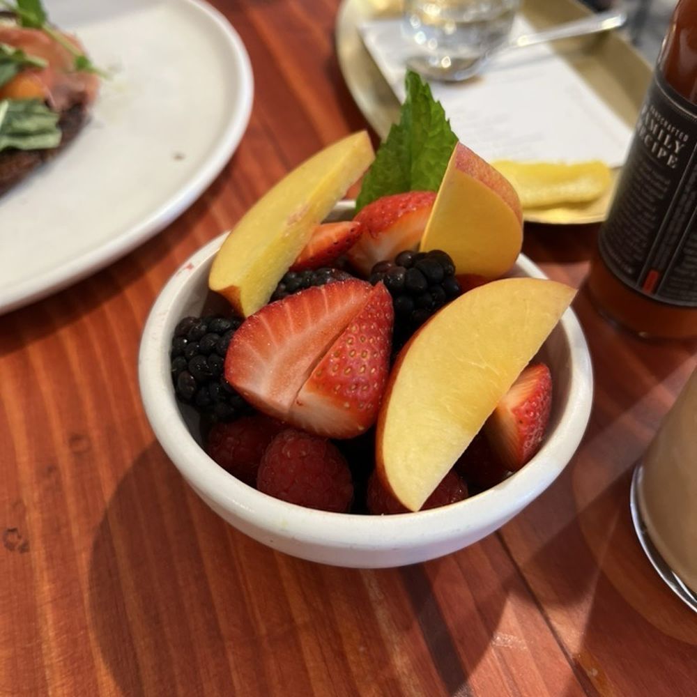 Stationæry - seasonal fruit + berries = $14 - Coffee & Tea Near Me - Carmel-by-the-Sea, California Stationæry - seasonal fruit + berries = $14 - Coffee & Tea Near Me - Carmel-by-the-Sea, California