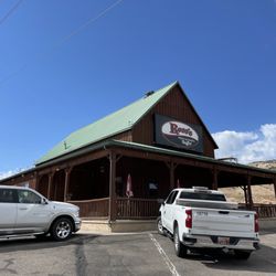 Ross’s Pizza & Pasta Buffet - Outside
