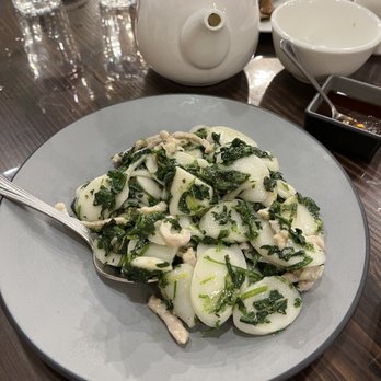Shanghai Villa - shanghai rice cakes with shredded pork and Chinese vegetables - Shanghainese Near Me - New York, New York Shanghai Villa - shanghai rice cakes with shredded pork and Chinese vegetables - Shanghainese Near Me - New York, New York