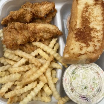 Raising Cane's Chicken Fingers - Fast Food Near Me - Boston, Massachusetts