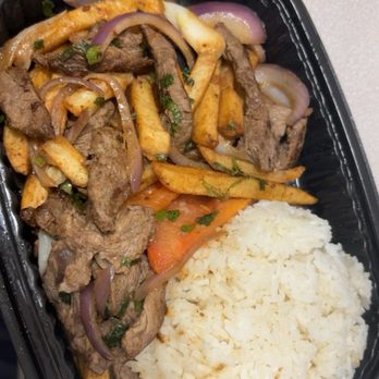 El Pollo Inka - Lomo Saltado - Peruvian Near Me - El Segundo, California