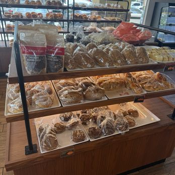 85°C Bakery Cafe - Coffee & Tea Near Me - Chino Hills, California