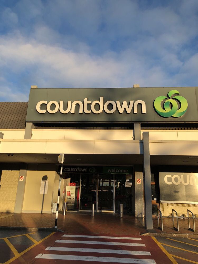 COUNTDOWN Updated September 2024 365 Massey Rd, Manukau, Auckland