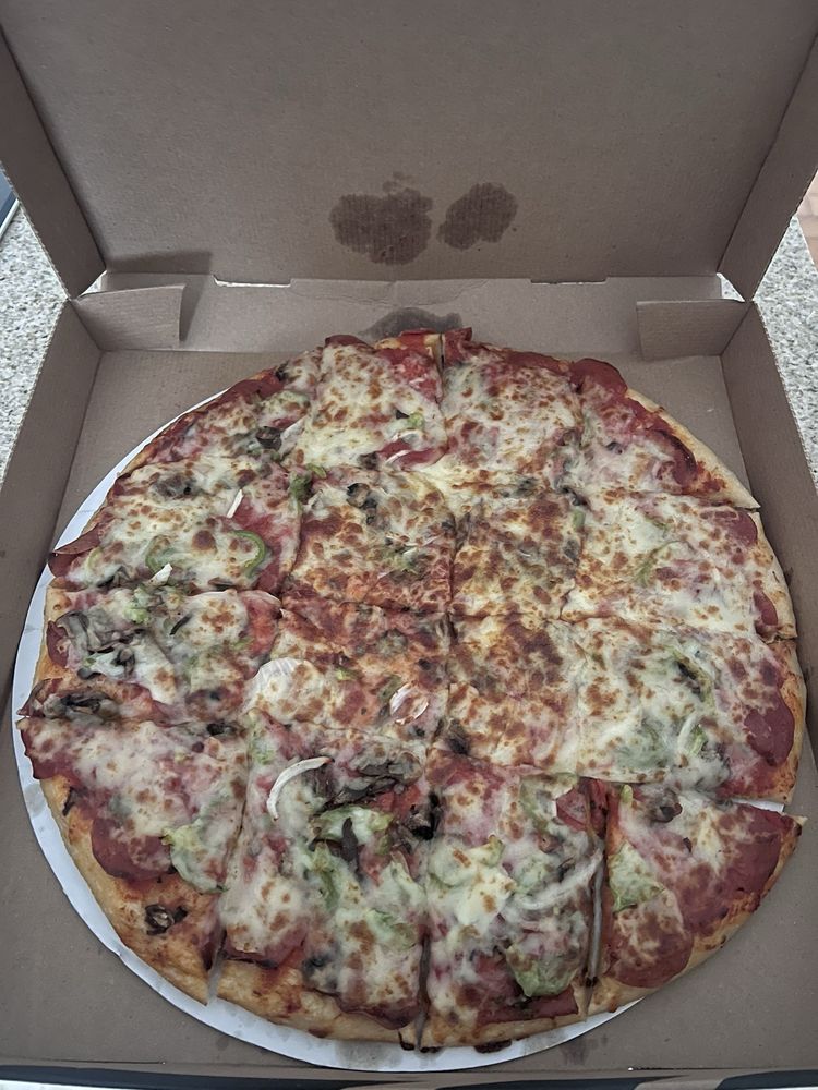 Bellacino's Pizza & Grinders Logo