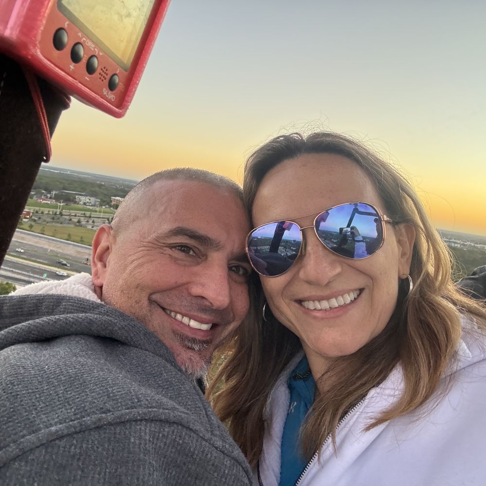 Sky Pirates Ballooning - The perfect team, with the love of my life - Hot Air Balloons Near Me - Lake Wales , Florida