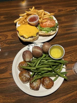 Charlie's Bar & Grille by null