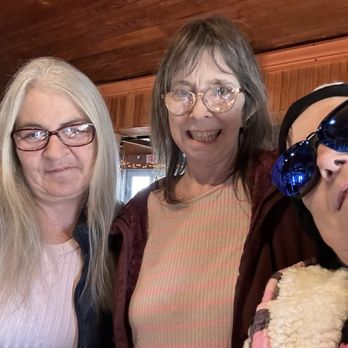 Gary's Olde Towne Tavern - The motley school crew!! - Brewpubs Near Me - Naples, Maine