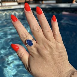 Hard gel manicure color 142 Hard gel manicure color 142