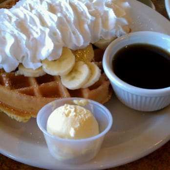 Bill's Cafe - Banana Belgium waffle - American Near Me - San Jose, California