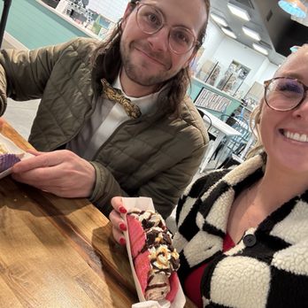 Sweet Rolled Tacos - Ice Cream & Frozen Yogurt Near Me - Riverton, Utah