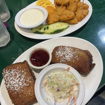 Cafe 50's - Monte Cristo, Southern Fried Macaroni and Cheddar Cheese Wedges - Diners Near Me - Los Angeles, California