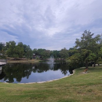 Sar-Ko-Par Trails Park - Pond life - Parks Near Me - Lenexa, Kansas