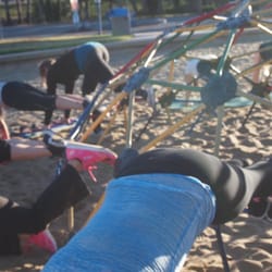 Flight Aerial Fitness - Monday outdoor bootcamp, planking