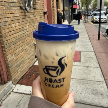 Roast & Cream - Carrot Cake Latte - Cafes Near Me - Union City, New Jersey
