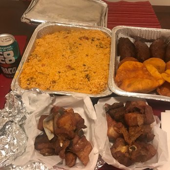 La Bomba - Puerto Rican Near Me - Chicago, Illinois