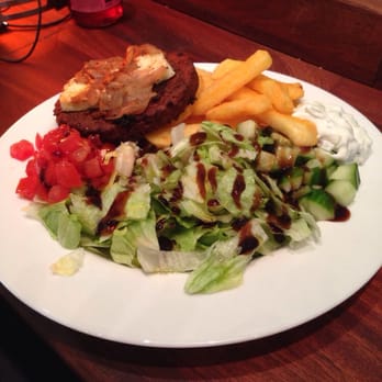Just Vege - Halloumi burger plate - Vegetarian Near Me - Helsinki, 18 Just Vege - Halloumi burger plate - Vegetarian Near Me - Helsinki, 18
