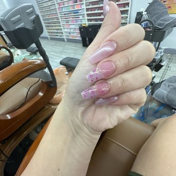 Custom Nails - Nail Salons Near Me - Pearland, Texas