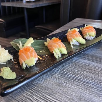 Sushi Kadan - Suji Roll - Sushi Bars Near Me - Carrollton, Texas Sushi Kadan - Suji Roll - Sushi Bars Near Me - Carrollton, Texas