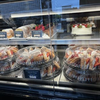 Cream Pan - Bakeries Near Me - Tustin, California Cream Pan - Bakeries Near Me - Tustin, California