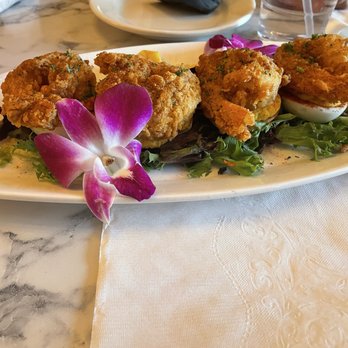 Southern Queenz Restaurant & Bar - Southern Near Me - Atlanta, Georgia