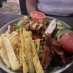 Frosty John's Pub & Restaurant - Mexican Salad